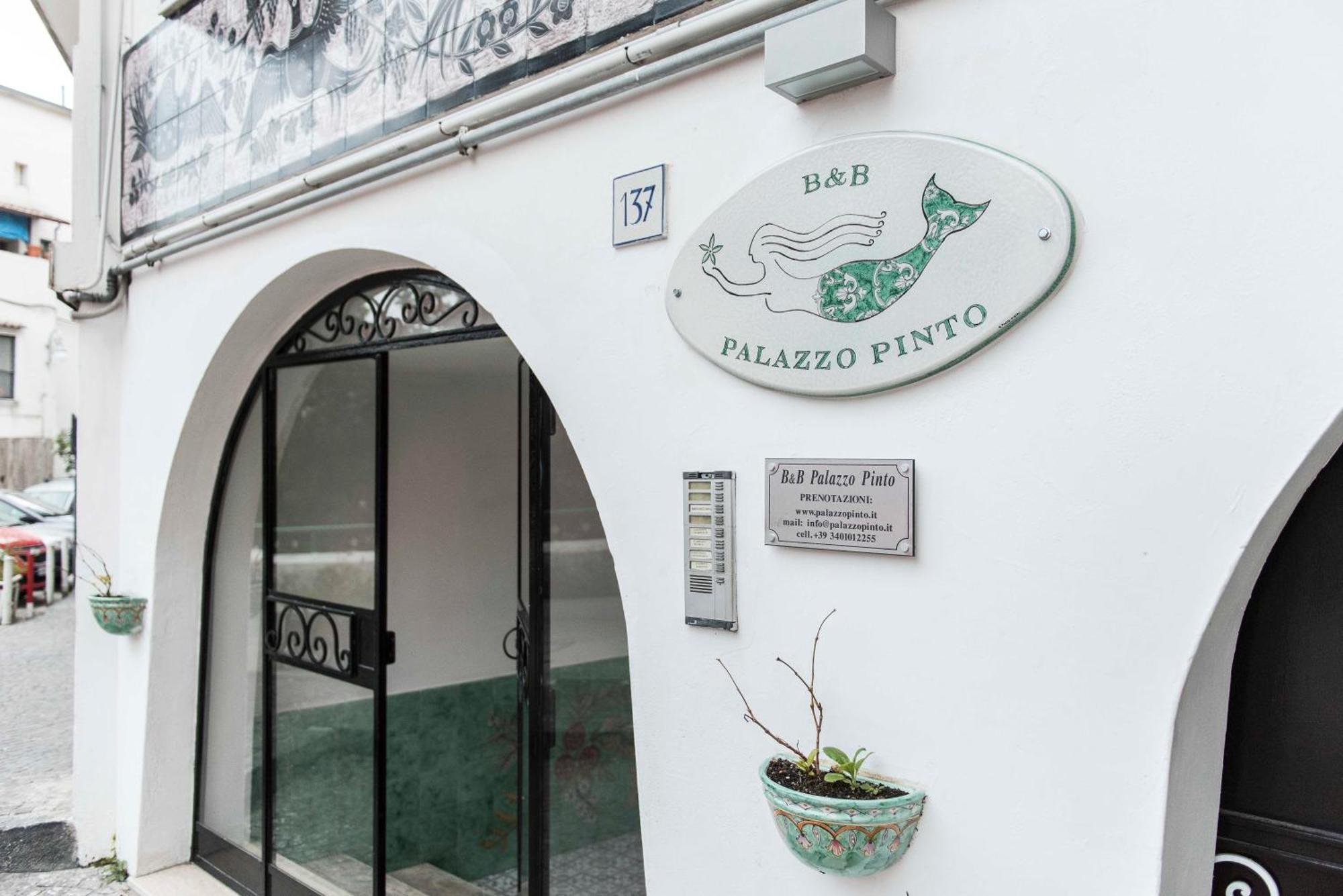 B&B Palazzo Pinto Vietri Buitenkant foto