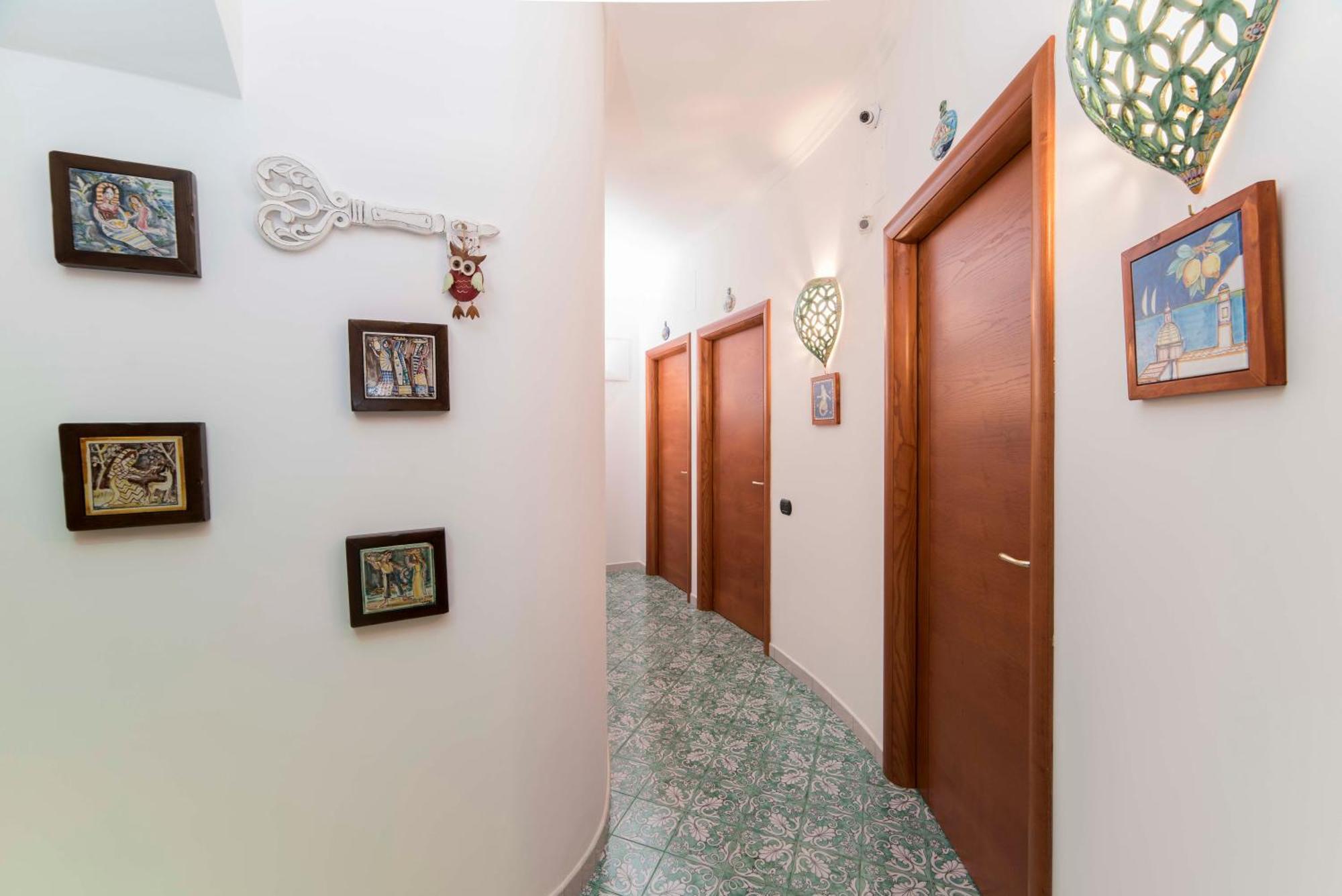 B&B Palazzo Pinto Vietri Buitenkant foto