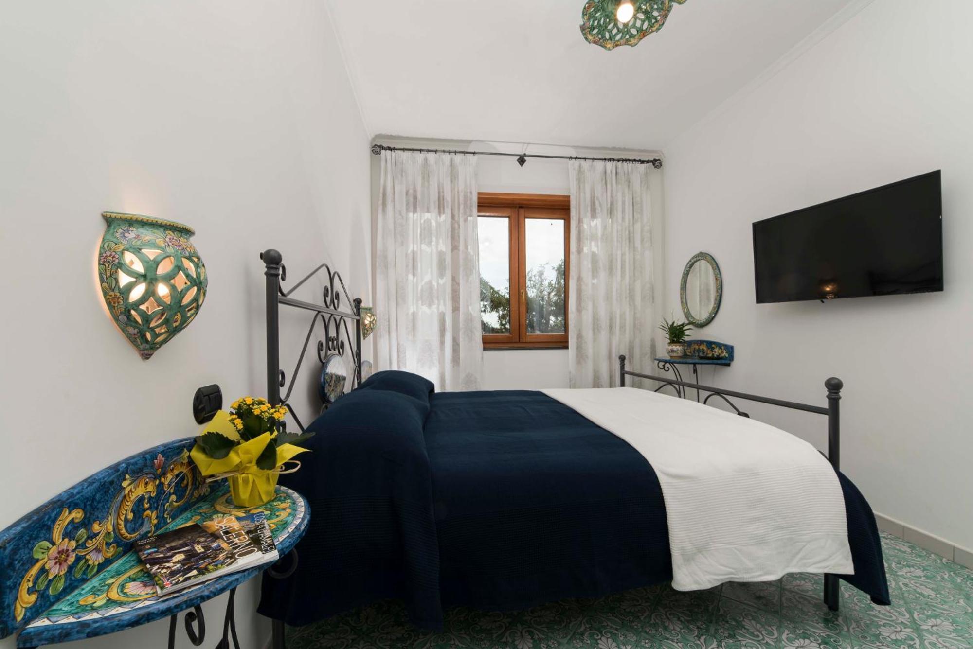 B&B Palazzo Pinto Vietri Buitenkant foto