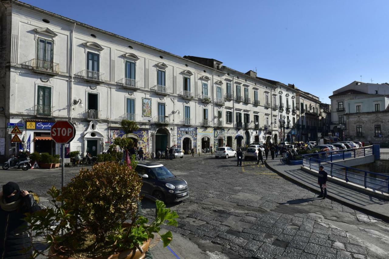 B&B Palazzo Pinto Vietri Buitenkant foto